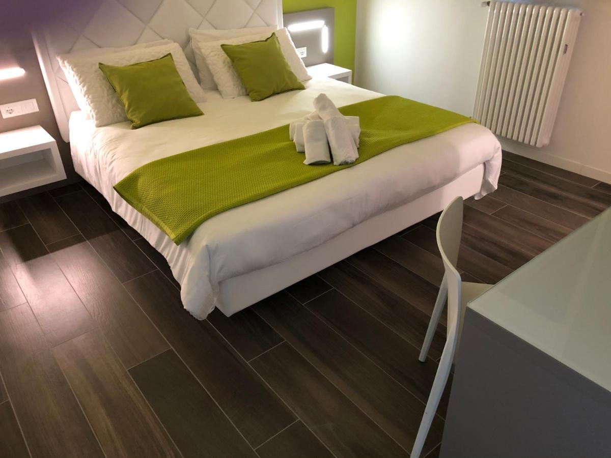 B&B Alma Garda Lake Peschiera del Garda Esterno foto